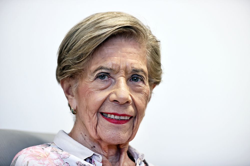 Beatrice Ávalos es Premio Nacional de Educación 2013; Profesora Titular del Instituto de Estudios Avanzados en Educación, que hoy alberga al CIAE, donde es investigadora, y de la Facultad de Ciencias Sociales.